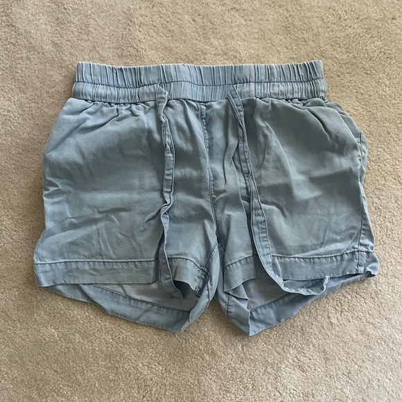 Thyme Maternity Jean Relaxed Shorts - Picture 1 of 2